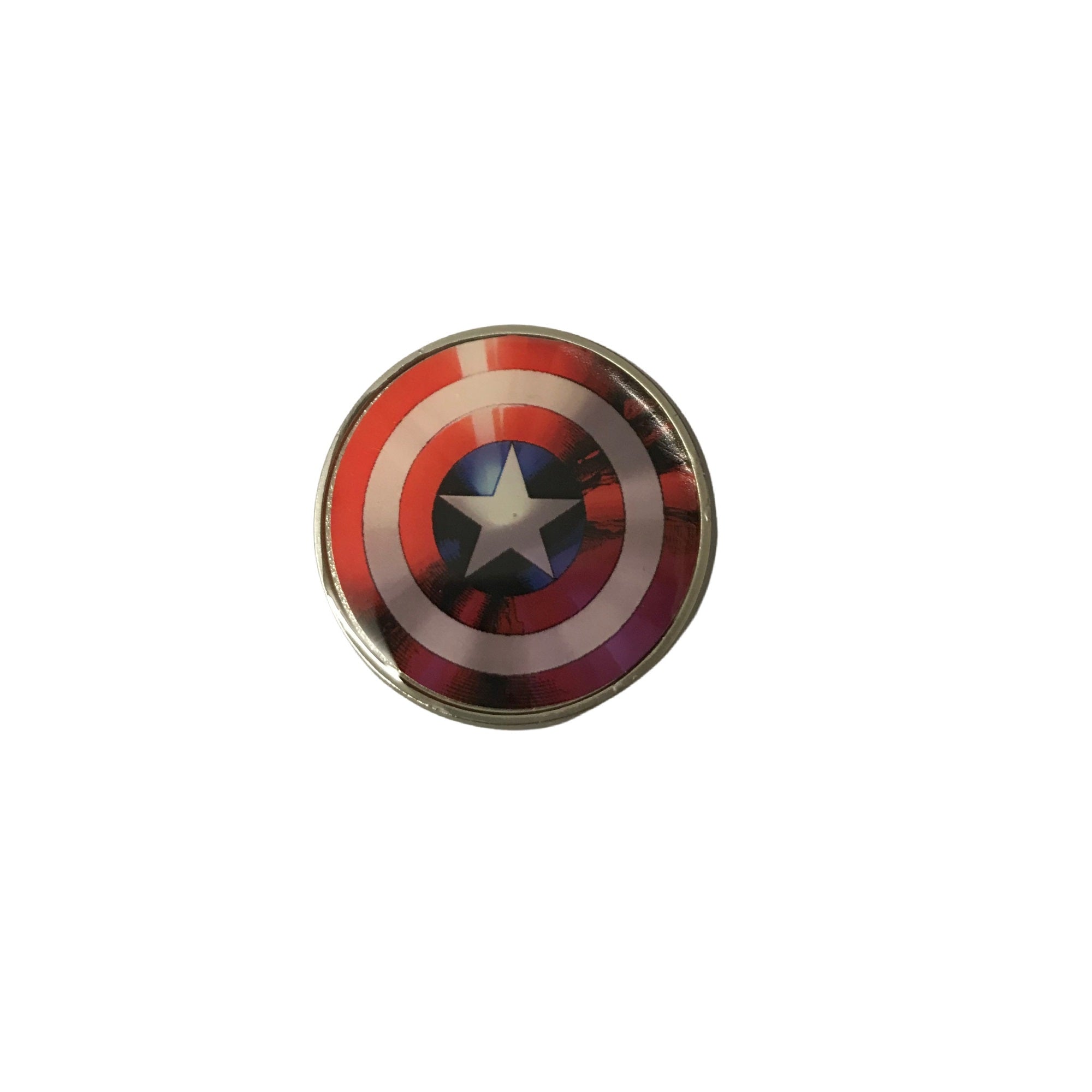 https://www.minimummouse.com/cdn/shop/products/Captain_America_Classic_Shield_Pin_Badge_2400x.jpg?v=1649335584
